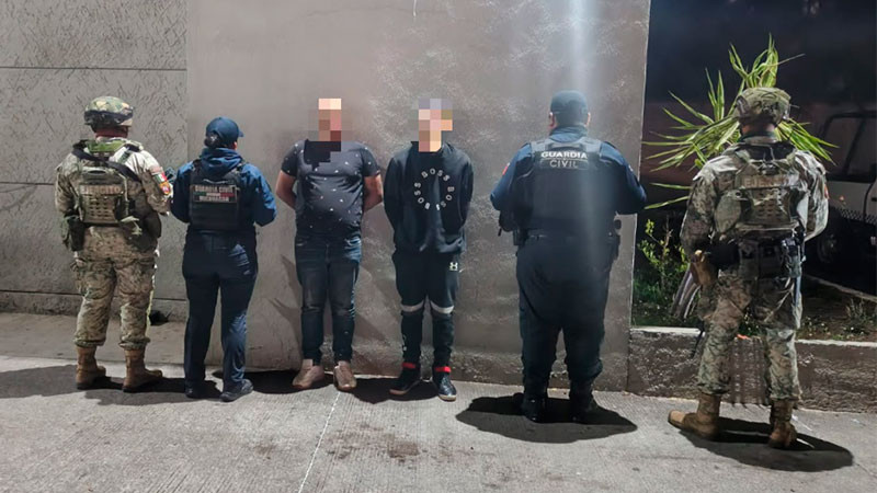 En Erongarícuaro, Michoacán: SSP y Defensa detienen a dos hombres en posesión de estupefacientes 