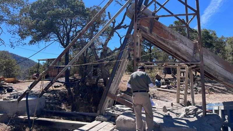 Profepa clausura proyecto minero irregular en Durango por daños a zona forestal 