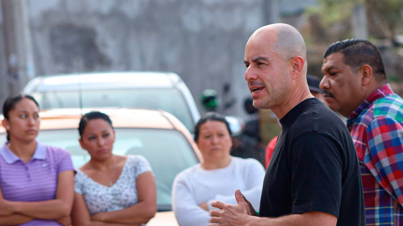 Adolfo Torres refrenda compromiso de atención directa con habitantes de El Durazno 