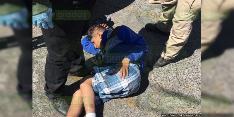 Tránsitos amenazan a reportero y deja libres a dos motociclistas armados - Foto 1 