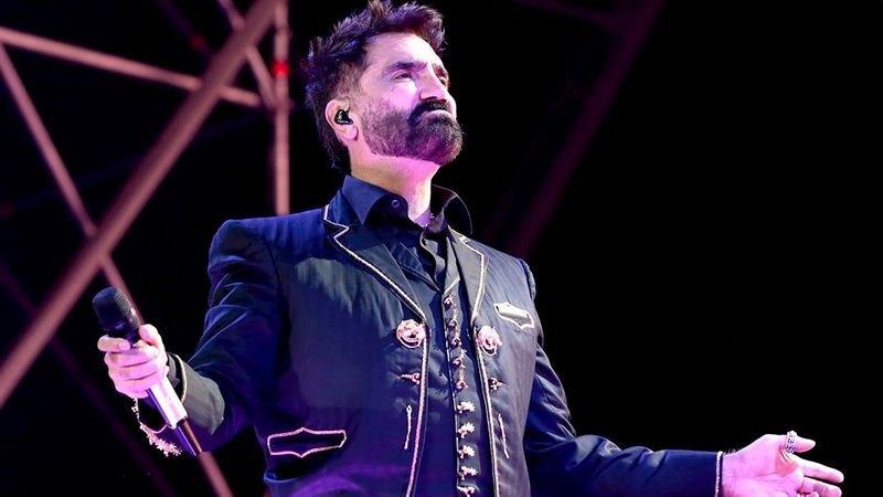 Alejandro Fernández entonará el Himno Nacional Mexicano en la inauguración del Mundial 2026 