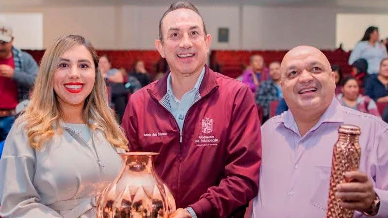 Dayana Pérez impulsa acciones de apoyo para familias migrantes de Salvador Escalante 