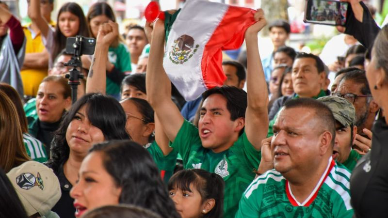 La fiesta mundialista arrancó en Pátzcuaro con el Jalo Futbolero 