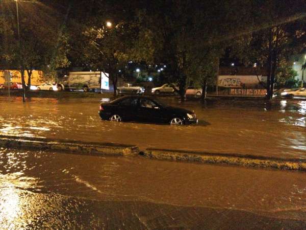 Vialidades y colonias afectadas tras intensa lluvia en Morelia