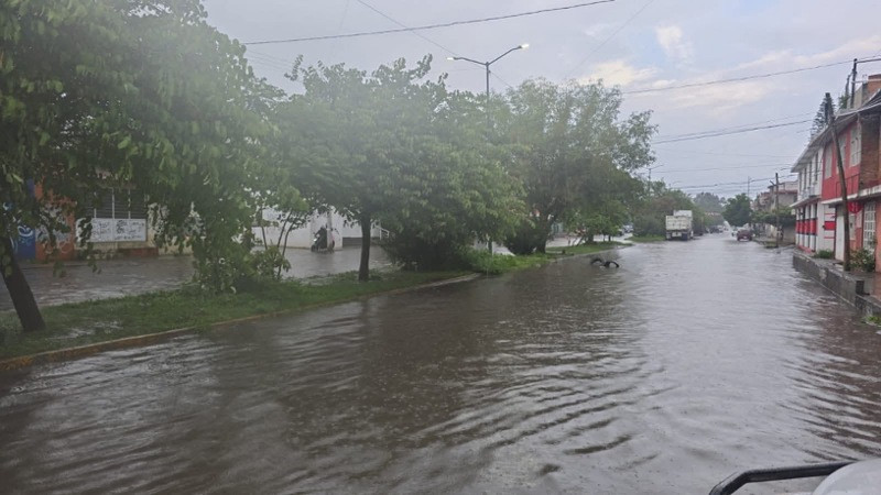 Lluvia sorprende a Morelia, Michoacán; se registraron algunas encharcaciones  