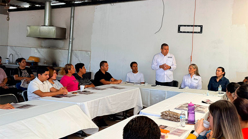 Encabeza Juan Carlos Barragán Asamblea por la Soberanía en Uruapan 