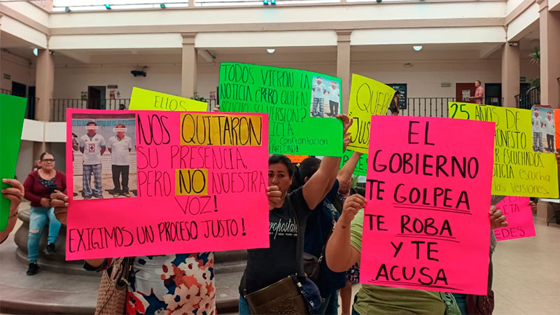 Familiares de detenidos por presunto huachicol se manifiestan en Celaya y exigen su liberación 
