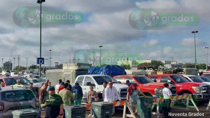 Parte caravana migrante de Laredo, Texas, con destino a Querétaro 