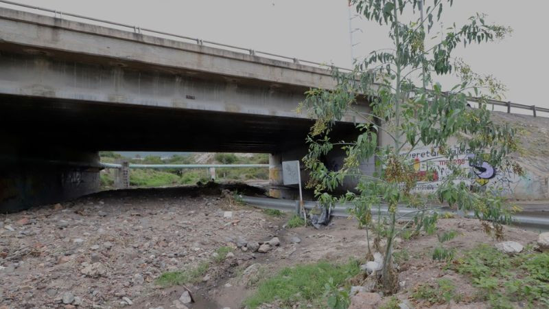 CEI alerta por riesgos en alcantarilla usada como paso vehicular en Fray Junípero Serra 