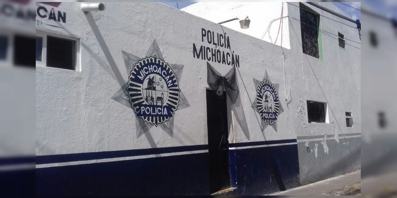 Policía Estatal se dispara a sí mismo, en Villamar 