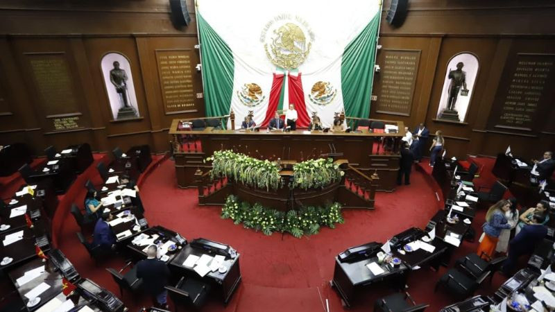 Aprueba Congreso del Estado licencia a Carlos Torres Piña, para ausentarse del cargo de Fiscal General de Michoacán 