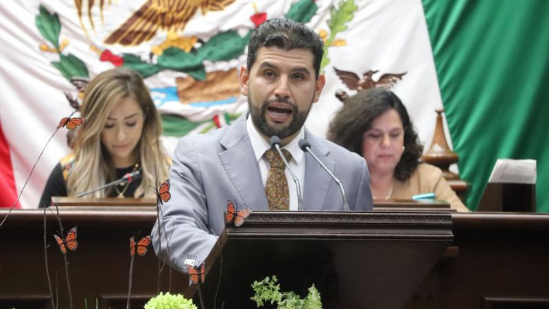 Octavio Ocampo propone poner orden en asilos y casas de atención en Michoacán para garantizar cuidados dignos a adultos mayores 