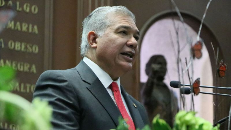 Propone Juan Antonio Magaña de la Mora agravar homicidio en agravio de policías en Michoacán 