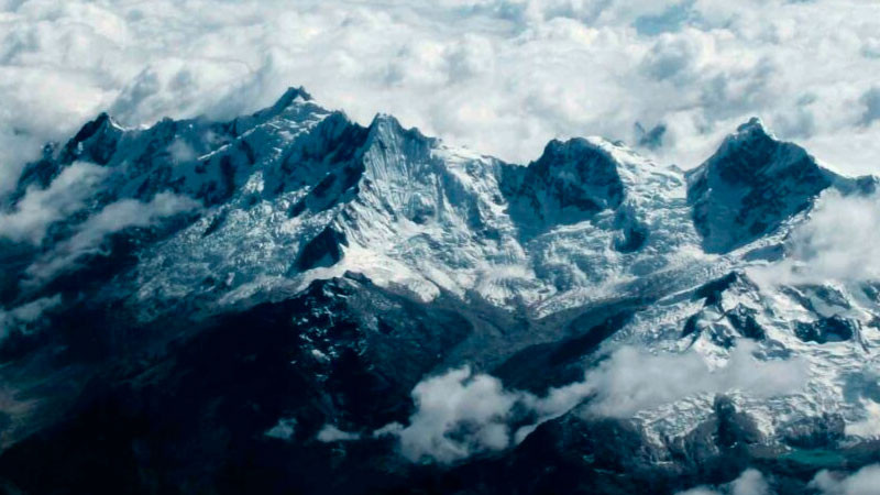 Perú confirma muerte de un mexicano atrapado en alud en los Andes 