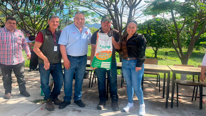 Michoacán distribuye semilla certificada que blindará más de 6 mil hectáreas de cultivo 