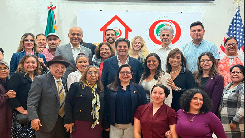 Se reúne Alfonso Martínez con el gobernador de Illinois 