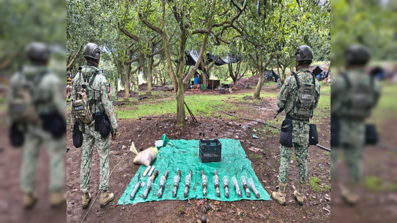 Ejército destruye campamento, barricadas y asegura 36 explosivos improvisados en Cotija, Michoacán  