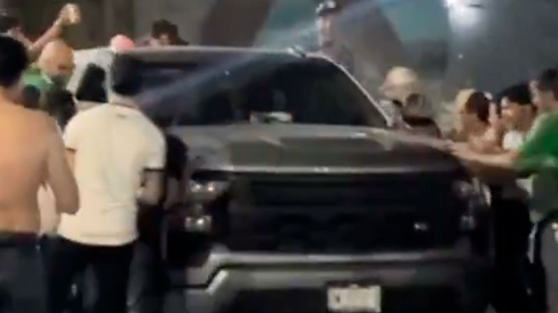 Arrollan a 3 aficionados en Chihuahua durante festejos por victoria de México ante Corea del Sur 