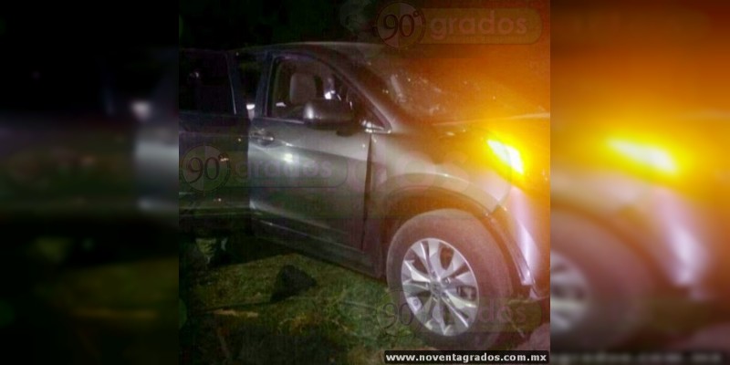 Tras tiroteo, Policía Michoacán detiene a tres personas y asegura armas y vehículo en Uruapan - Foto 1 