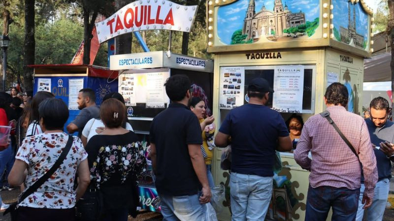 ¡Alista a la familia! Vive la emoción de los juegos mecánicos del Jalo Futbolero en el Ceconexpo 