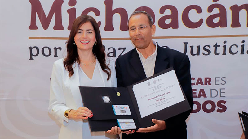 Michoacán es mejor gracias a sus docentes: Gabriela Molina 