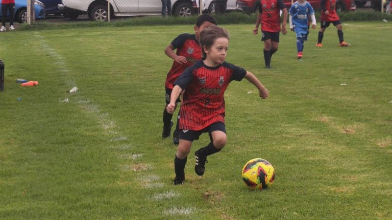 Equipo infantil de la UMSNH, subcampeones de la categoría mini-ponys de la Liga Municipal 