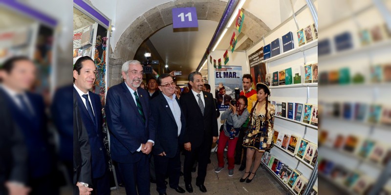 Arranca la XXXVIII edición de la Feria Internacional del Libro del Palacio de Minería - Foto 0 
