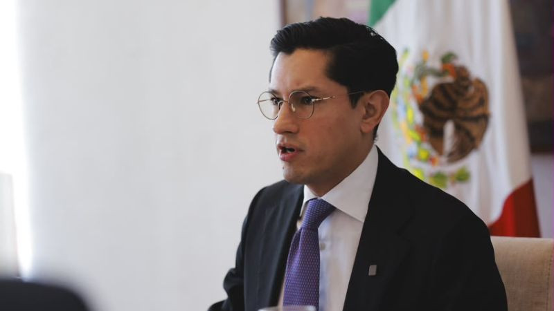 Roberto Velasco llama a embajadores a fortalecer presencia de México en el mundo 