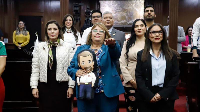 Congreso del Estado de Michoacán toma protesta como diputada a Julieta García Zepeda 
