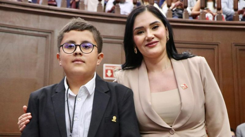 Reconoce Diana Espinoza participación de niños y niñas en el Parlamento Infantil Incluyente 2026 