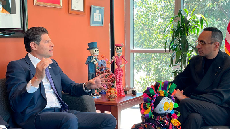 Alfonso Martínez y el Cónsul de México en Sacramento, estrechan coordinación a favor de migrantes 