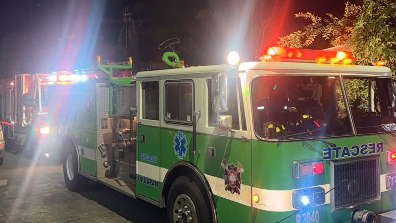 Se incendia maderería en Uruapan, Michoacán, solo hubo daños materiales 