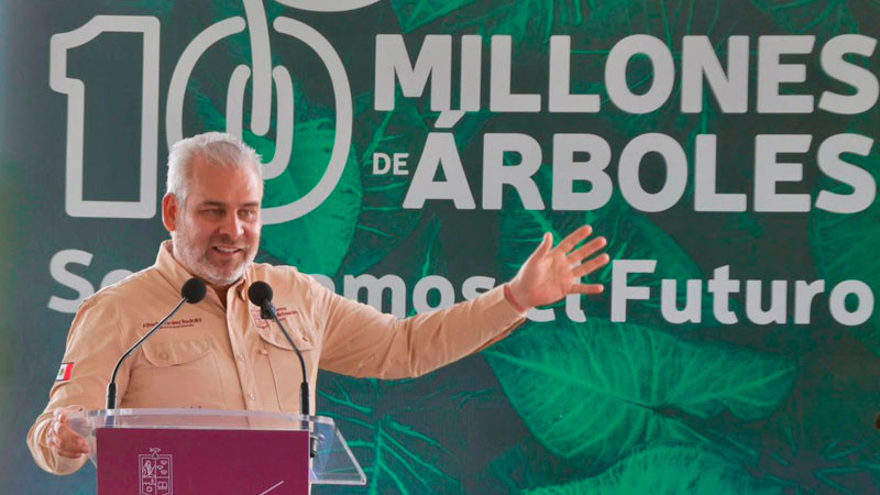Michoacán va por récord verde; inicia Bedolla campaña para plantar 13 millones de árboles 