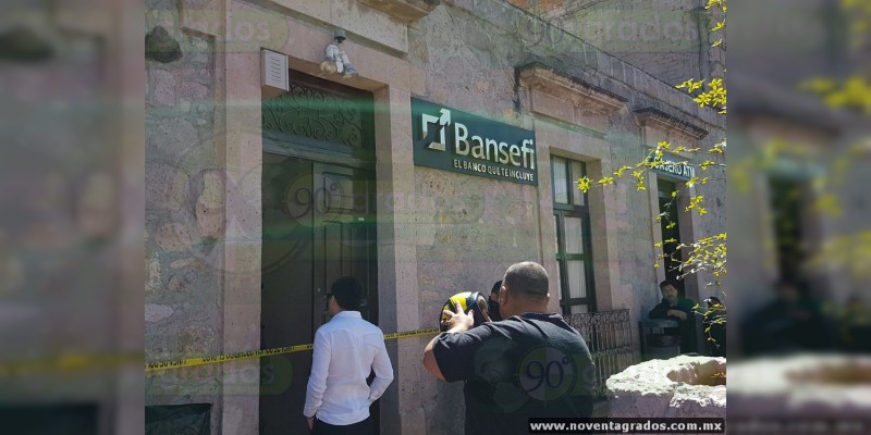 Asaltan banco en pleno centro de Morelia