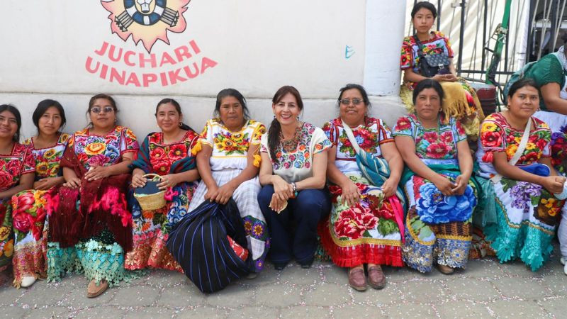 La transformación se construye con los pueblos indígenas: Gaby Molina 