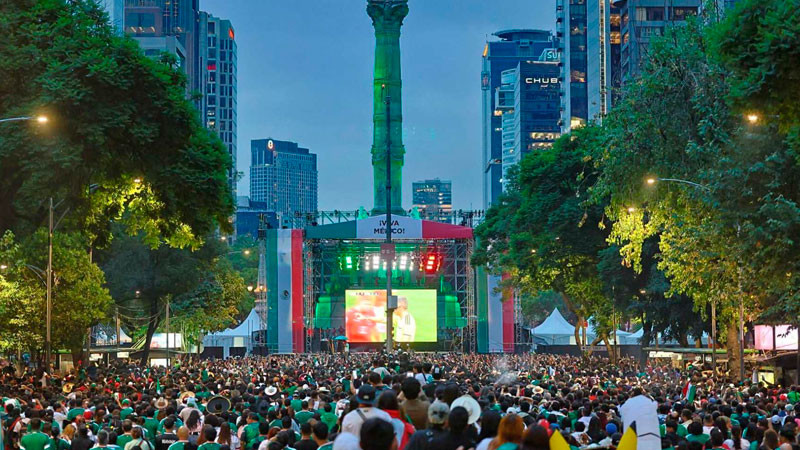 Colocarán casi 40 pantallas gigantes en CDMX para el México-Ecuador 
