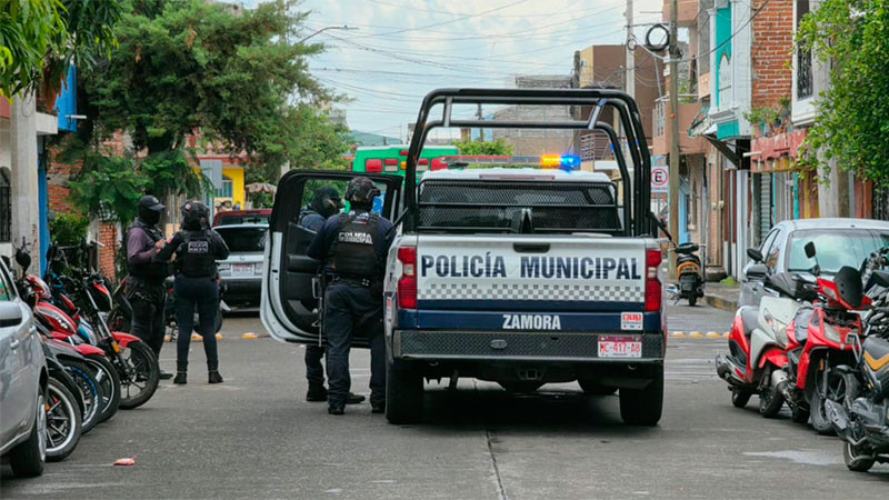 Balean vivienda en la colonia El Vergel de Zamora, Michoacán; hay una mujer herida 