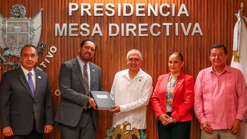Llegan tarde, iniciativas de reforma del TEEM: Sinhué Piedragil 