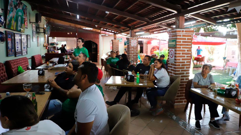 Fiebre mundialista abarrota bares y restaurantes; repuntas ventas de hasta 70% 