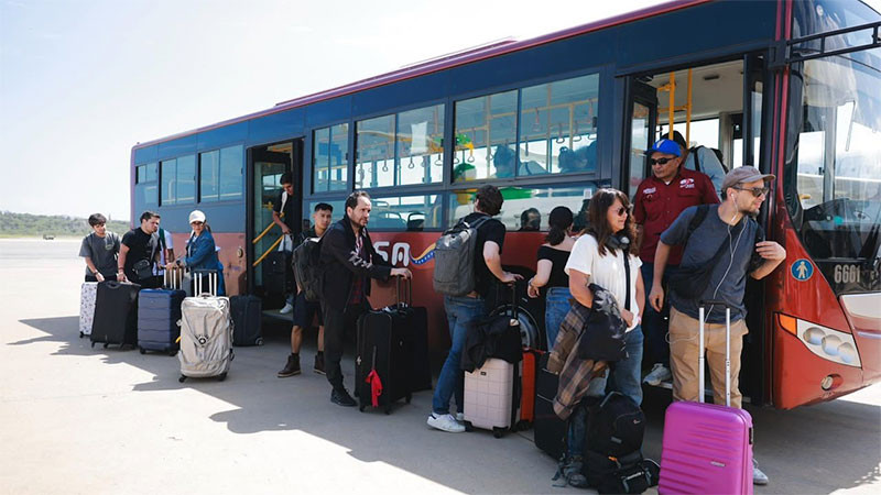 Arriban a México 29 connacionales desde Venezuela  