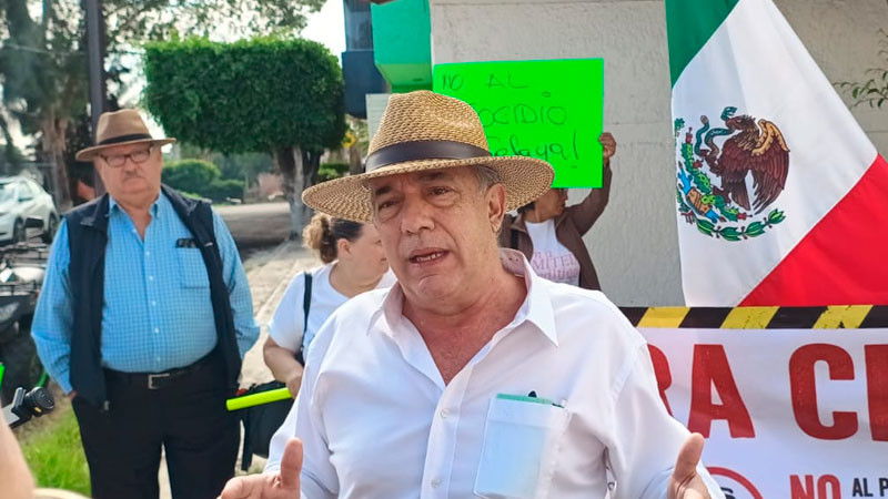 Vecinos protestan contra tala de árboles por proyecto del tren de pasajeros; exigen modificar el trazo 