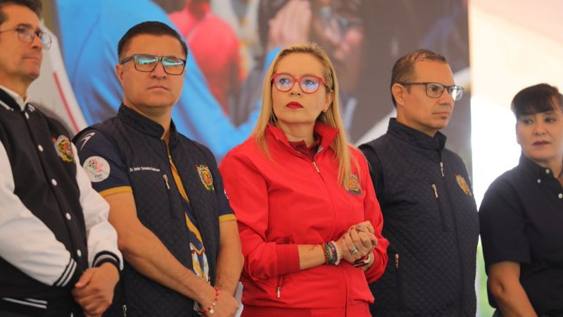 La UMSNH ha evolucionado acorde a lo que la sociedad requiere, señala rectora ante madres y padres de familia 
