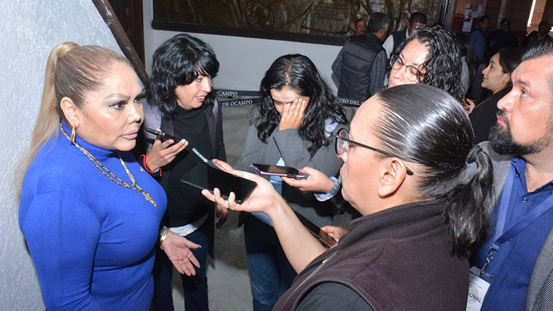 "Fue asombroso, nadie nos quiso dar una máquina": Margarita López denuncia bloqueo en búsqueda de fosas en Uruapan 