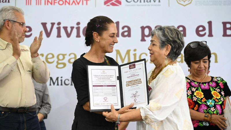 Claudia Sheinbaum destaca avances del programa Vivienda para el Bienestar durante entrega de casas en Morelia 