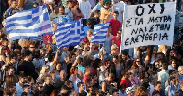 Se manifiestan griegos en contra del plan europeo de rescate 