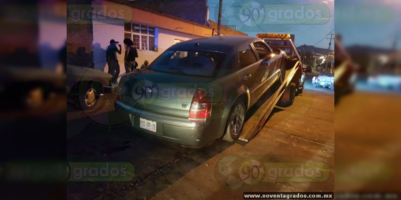 Tras persecución recuperan auto robado, en Morelia - Foto 1 