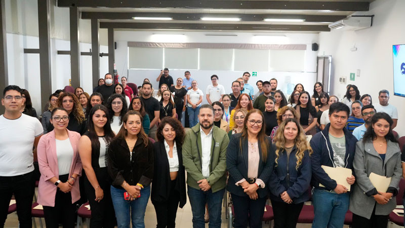 "Nadie es dueño de todo el conocimiento; la capacitación permanente en Materia de Género fortalece nuestros servicios de atención": Josué Mejía 