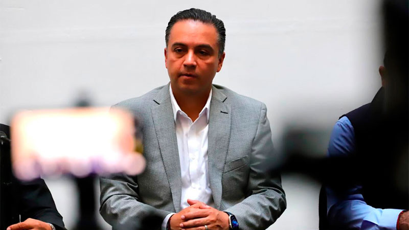 Nosotros no somos Call Center de la CFE: Eric Gudiño   