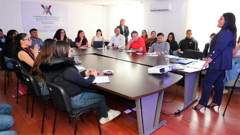 FGE capacita a personal del CEEAV para reforzar atención a víctimas de desaparición 