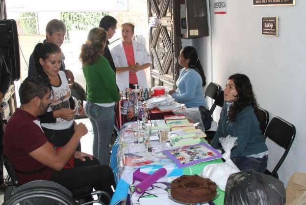 Realizan jornada de acción dirigida a adultos mayores y personas con discapacidad en Michoacán - Foto 0 